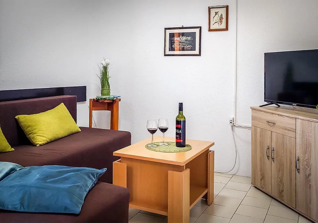 Country Club Apartments - Nearby Rovinj