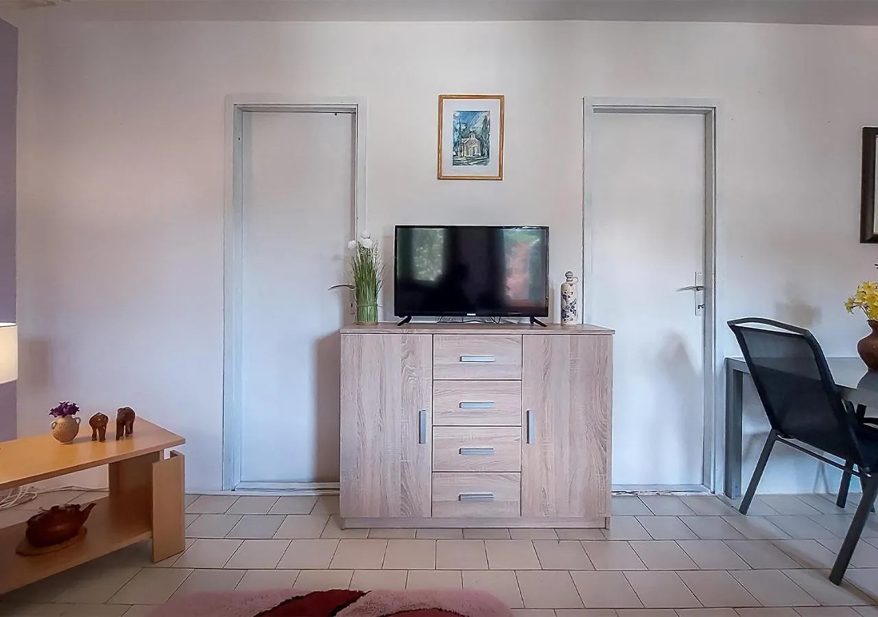 Country Club Apartments - Nearby Rovinj